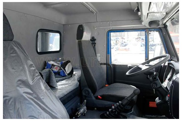 Седельный тягач Камаз с краном манипуляторомУ