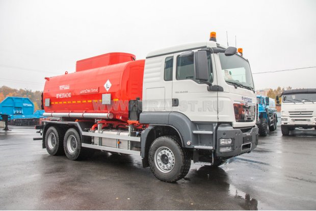 Автоцистерна АЦ-20-2 УСТ-5453 на шасси MAN