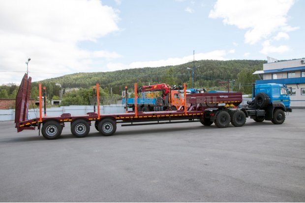 Полуприцеп-тяжеловоз ППТ 38-32-11К УСТ