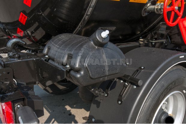 Пластиковый умывальник