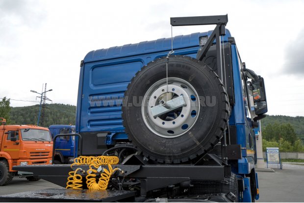 ДЗК с поворотной укосиной