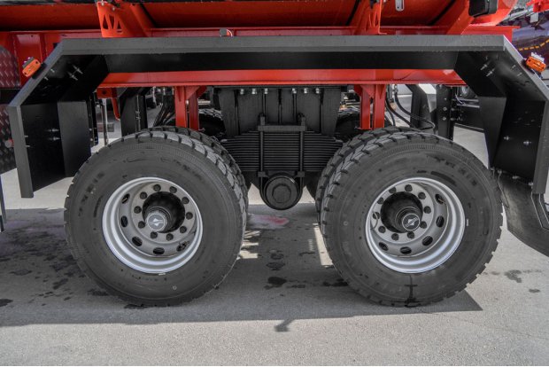 Оси полуприцепа