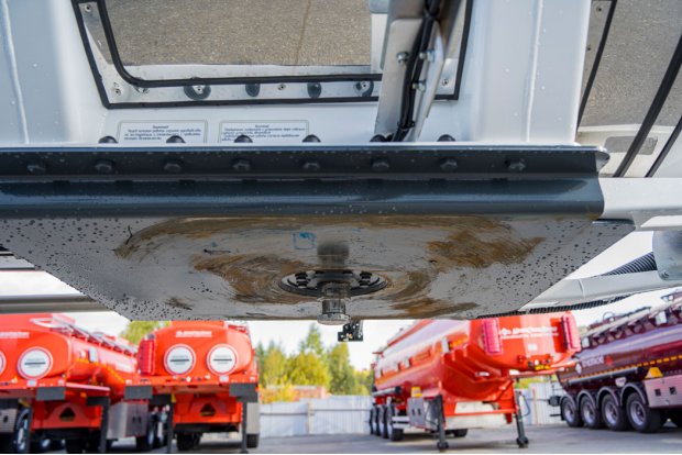 Шкворневой узел