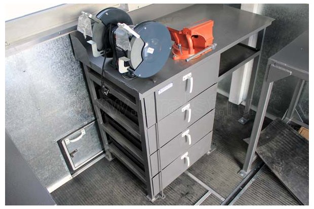 Автофургон с КМУ