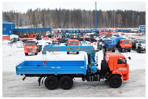 Автомобиль бортовой Камаз 43118-24 с КМУ ИТ-180