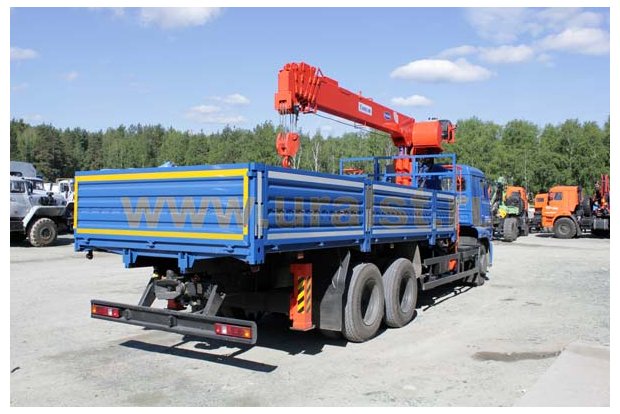 Бортовой Камаз с КМУ Kanglim KS-2056
