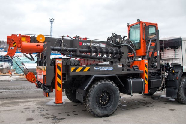 Буровая установка SOOSAN SA040C 