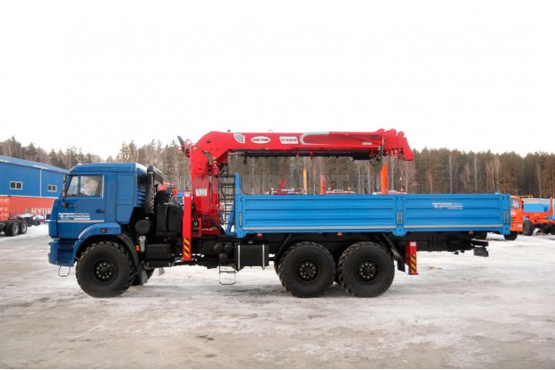 Бортовой Камаз 43118 с SamYang 2076