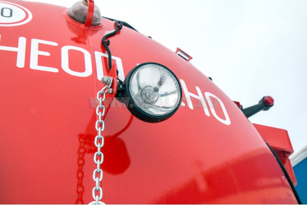 Фара-прожектор