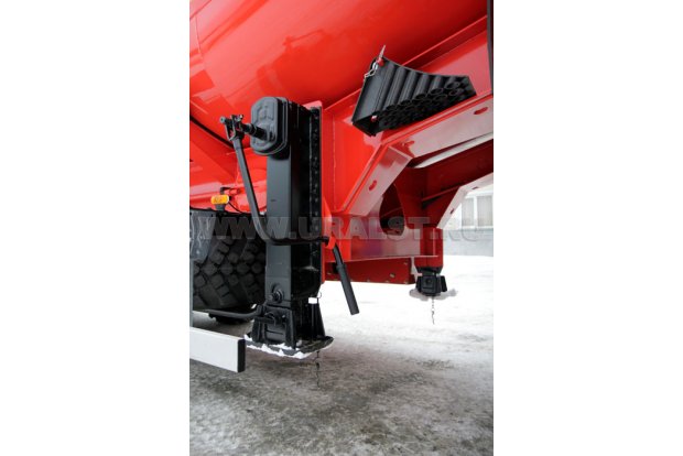 Опорное устройство полуприцепа