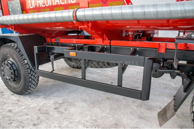 Боковая защита