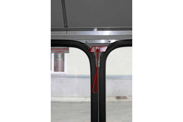 Молоток аварийный для разбивания стекла