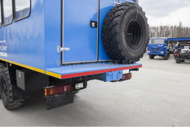 Площадка вахтового автобуса