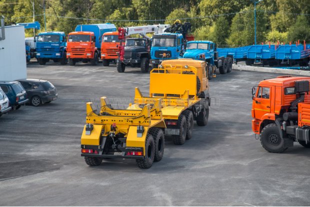 Автопоезд трубовоз и ПРТ 20-24 УСТ-94651