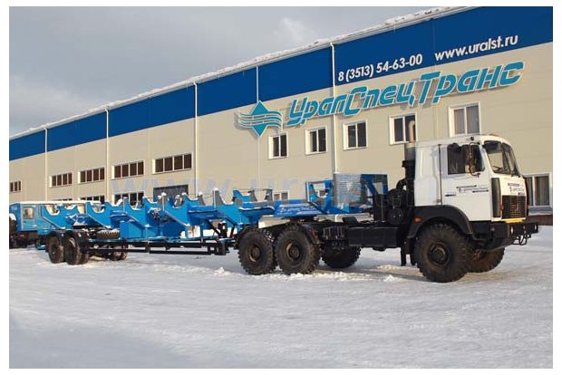 Седельный тягач МАЗ 642508-350-050P с полуприцепом опоровозом ППО-22