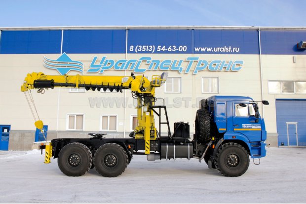 Бурильно-крановая машина на шасси Камаз 43118-46 с КМУ SOOSAN SCS 876 с буром