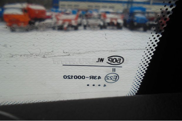 Стекло с электрообогревом