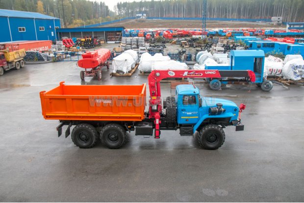 Самосвал Урал 4320 с КМУ UNIC URV-503