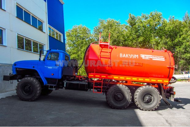 Автоцистерна вакуумная МВ-10-ОД КО УСТ-5453
