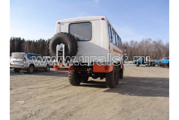 Вахтовый автобус КАМАЗ 4208