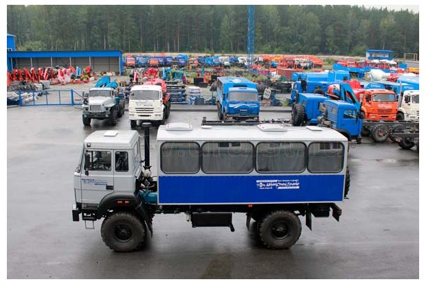 Вахтовый автобус Урал 32552