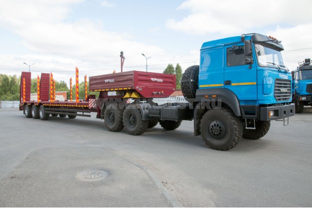 Полуприцеп-тяжеловоз ППТ 38-32-11К УСТ