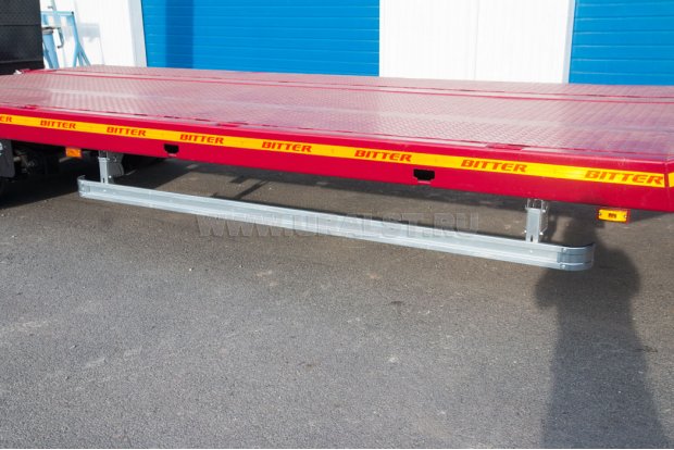 Боковая защита