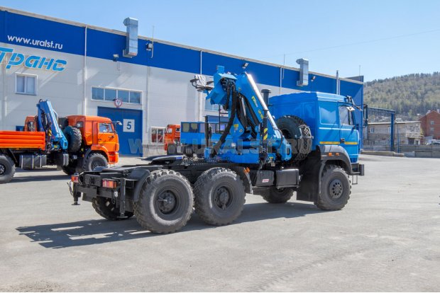 Седельный тягач с КМУ ИМ-180-05 УСТ 545354 Урал 44202-82Е5
