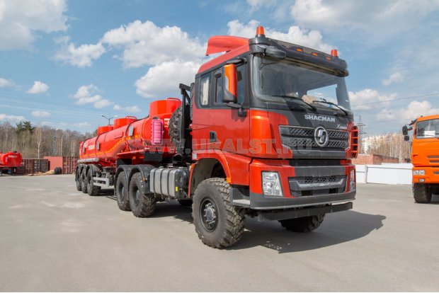 Седельный тягач SHACMAN (ШАКМАН) SX42586V385 + Полуприцеп цистерна ППЦ 26-32-3Н