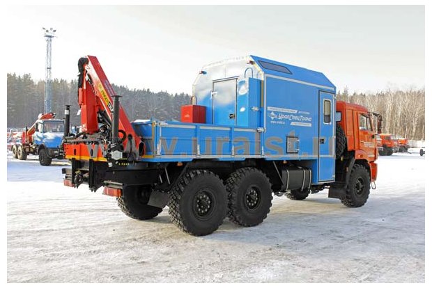 Автофургон с манипулятором