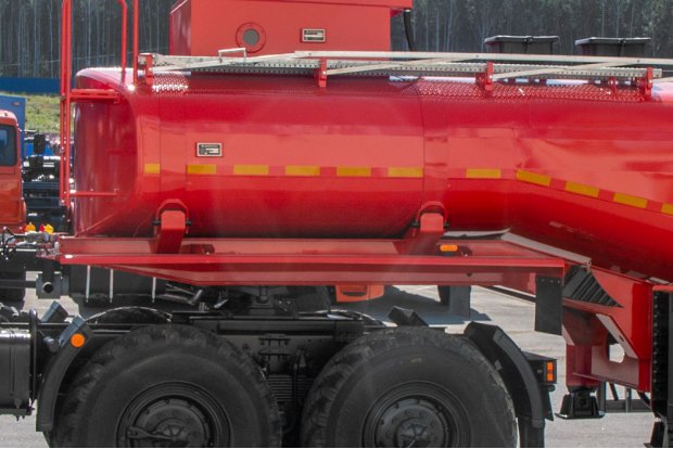 Шкворневой узел