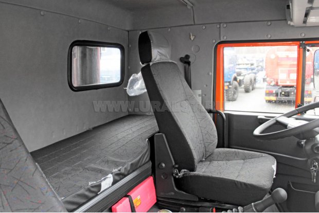 Кабина водителя Камаз 43118-3078-24