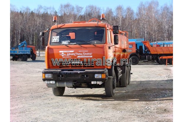 Топливозаправщик АТЗ-17 на шасси Камаз