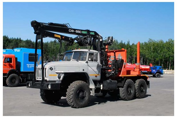 Лесовозный тягач с гидроманипулятором