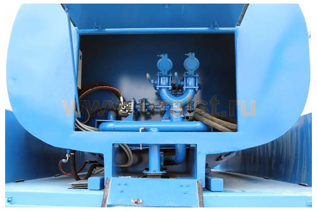 Агрегат перевозки цистерны для техводы на шасси Камаз