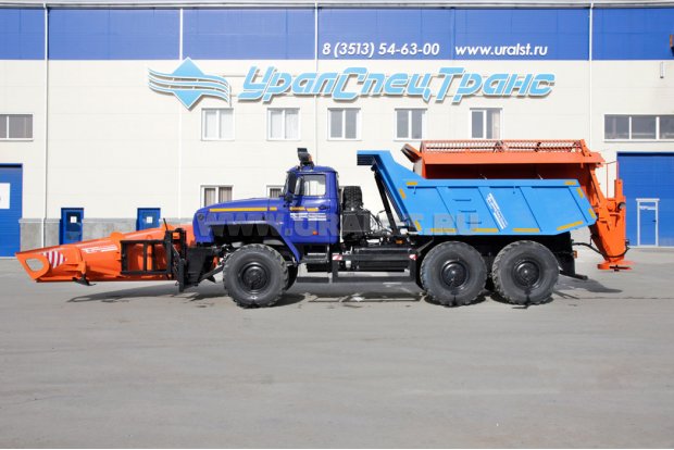 Машина комбинированная уборочная ВМКД-15