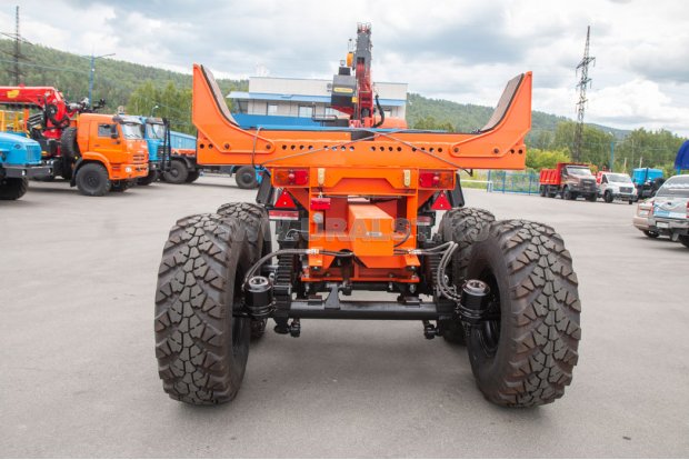 Прицеп-роспуск трубовозный ПРТ 11-12 с телескопическим дышлом