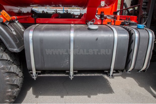 Автотопливозаправщик Камаз АТЗ-11Б-2 УСТ-5453
