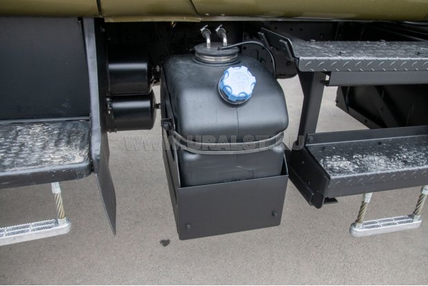 Бак с реагентом