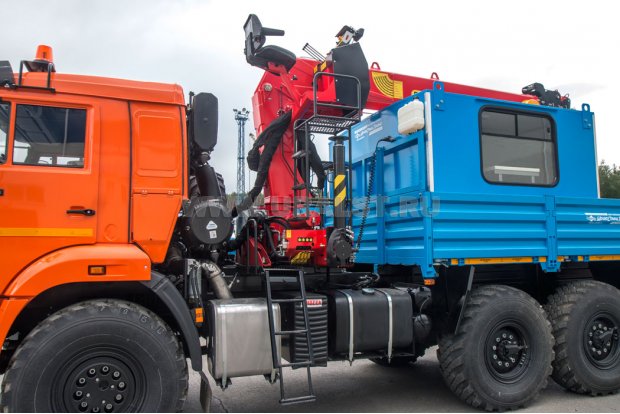 Площадка обслуживания для доступа к КМУ