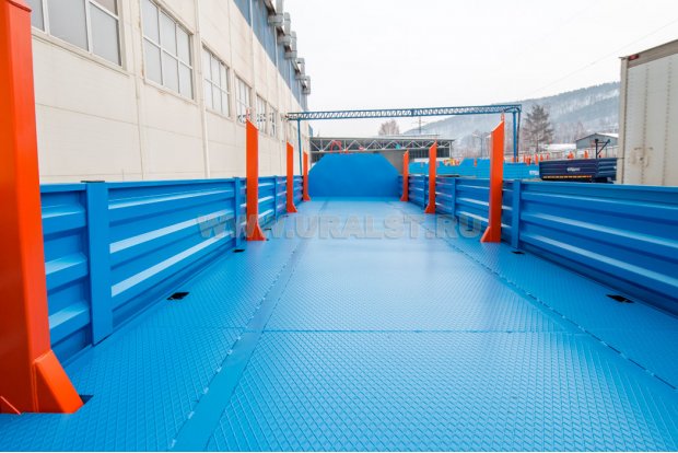 Бортовая платформа