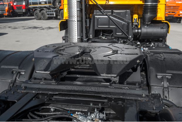 Седельно сцепное устройство