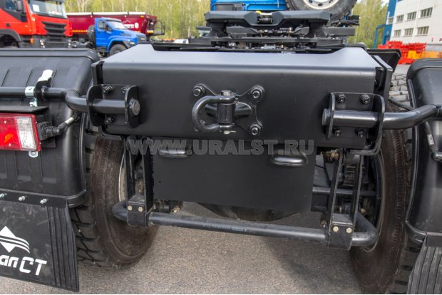 Буксировочная петля