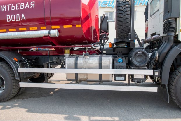 Боковая защита