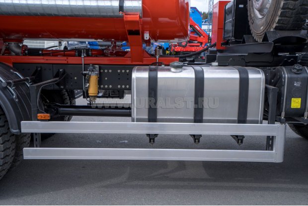 Боковая защита