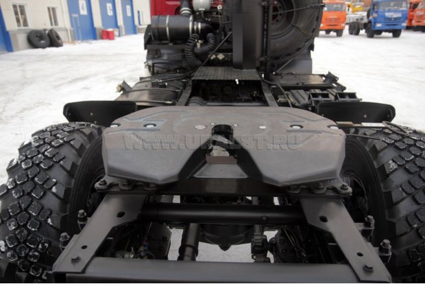 Седельно-сцепное устройство тягача