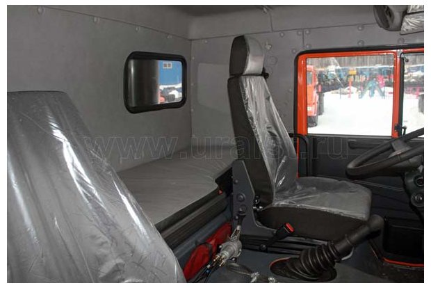 Кабина водителя бортового Камаз 43118-3078-24