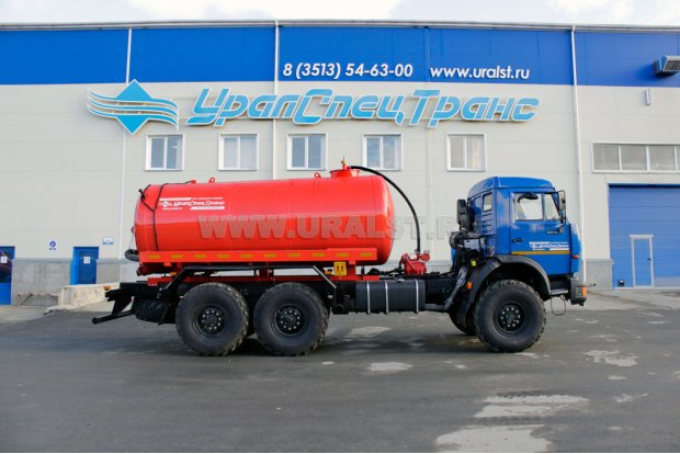 Автоцистерна вакуумная УСТ-5453 с открывающимся днищем на шасси Камаз 43118-3938-46