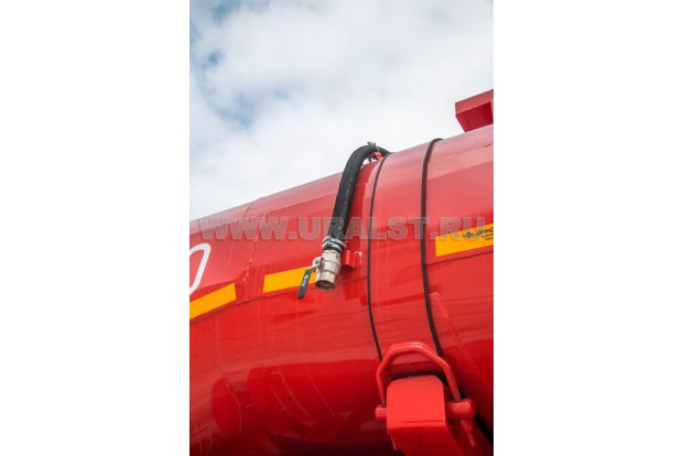 Слив из экологического короба