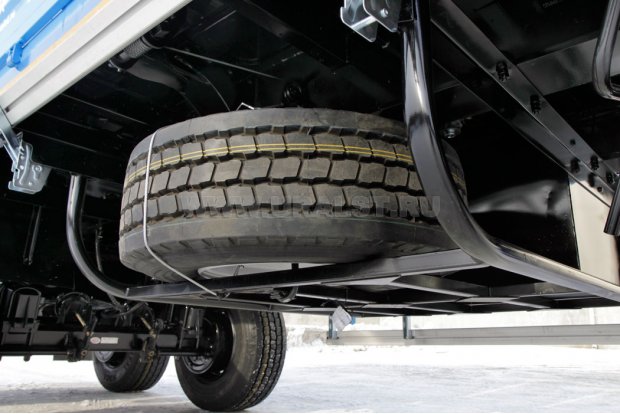 Корзина для размещения запасного колеса